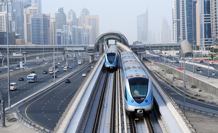 دبي رائدة في تكنولوجيا المواصلات والتنقل